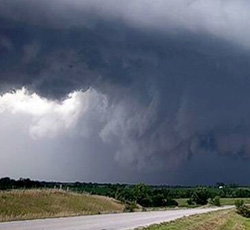 Hortum ABD'yi Yuttu:  7 Ölü