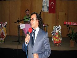 Kur'an Ve Namazla Diriliş Konferansına Yoğun İlgi