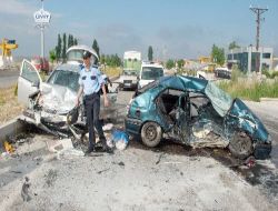 Emekli Astsubay ve Eşi Trafik Kazasında Hayatını Kaybetti!