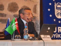 Bursa Kent Konseyi'nde Osmanlı Eğitim Politikaları Değerlendirildi
