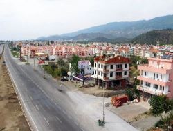 Edremit'in Kızılkeçili Köyünün Dört Mahallesi Akçay'a Katıldı