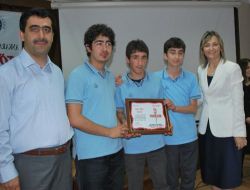 Feza Koleji Bilgi Yarışmasında Samsun İl Birincisi Oldu