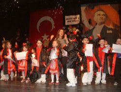 Anaokulu Öğrencileri İlk Keplerini Fırlattı