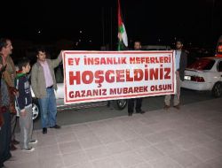 İsrail'in Gemi Baskınında Yaralanan Tunç'a Erzurum'da Kalabalık Karşılama