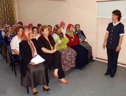 Meram Tıp Anne Sütü Hakkında Eğitim Düzenledi