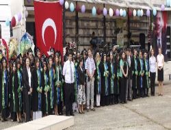 Rize Üniversitesi Ardeşen Meslek Yüksekokulu'nda Mezuniyet Coşkusu