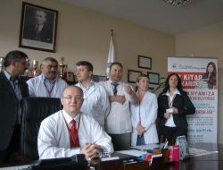 Kocaeli Devlet Hastanesi, Depremzede Köye Kütüphane Hediye Etti