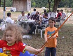 Dersane Öğretmenleri Piknikte Moral Depoladı