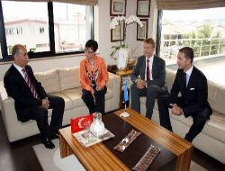 Estanya Kültür Bakanı Janes, Bursa'da Fahri Konsolosluk Açtı!