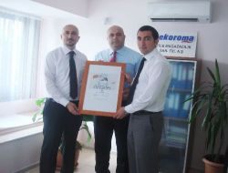 Ekoroma'ya Çevreci Perakendeci Sertifikası Verildi