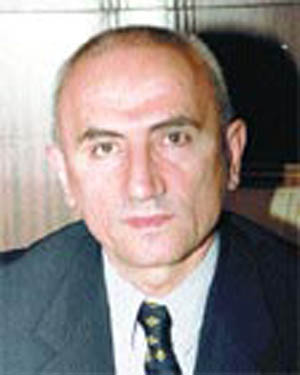 DEMİRAĞ'A KOLTUK  GÖRÜNDÜ