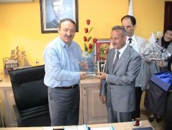 Bakan Özak: Tüm İl, İlçe Ve Beldelere Yüzme Havuzu Yapmak İstiyoruz