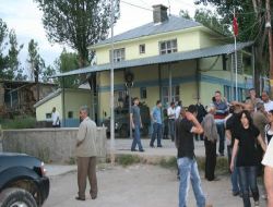 Engelli Kıza Tecavüz Girişimi İlçeyi Ayağa Kaldırdı