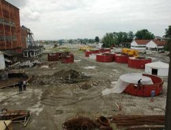 Adapazarı Şeker Fabrikası Tek Makinede Günlük İşleme Kapasitesini 6 Bin Tona Çıkardı