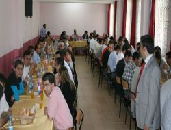 Patnos Anadolu İmam Hatip Lisesi, Mezunlarını Pilav Gününde Buluşturdu