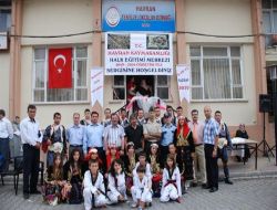 Havran Halk Eğitim Merkezi Sergi Açtı