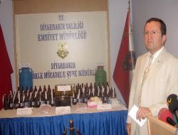 Diyarbakır Polisi, Pkk'nın Molotof Timini Çökertti!