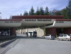 Emlakçıların Şikayeti Açık Öğretim'deki Usulsüzlüğü Ortaya Çıkardı