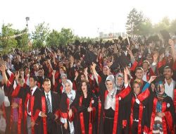 Muş Alparslan Üniversitesi 2. Mezunlarını Verdi