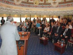 Şairler Hazar Şiir Akşamları Tanışma Toplantısında Buluştu