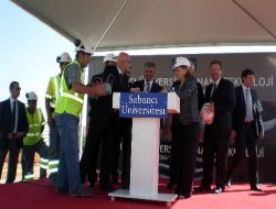 Cumhurbaşkanı Gül: "Üniversiteler Yenilikçiliğin Öncüsü Olması Gerekiyor"