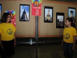 Metroda Öğrenci Fotoğrafları Sergileniyor