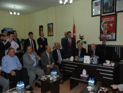 Bakan Şimşek: "Türkiye, Çok Açık Şekilde İstikrar İçinde Kalkınmayı, Demokrasiyi Tercih Ettiğini Ortaya Koydu"