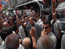 Başbakan Erdoğan, Rize'de Ziyaretlerini Sürdürüyor!.