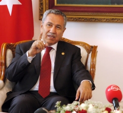 Arınç'tan Tartışılacak Sözler
