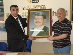 ''Hüsamettin Cindoruk Bizleri Hayal Kırıklığına Uğrattı; İstifa Ediyorum"