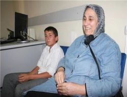 İlköğretim Öğrencisi Bulduğu Para Dolu Cüzdanı Polise Teslim Etti