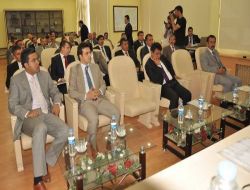 Kars Valisi Kara Esnaf Odalarına Seslendi:müteahhitlere Ve Kurumlara Fahiş Fiyattan Mal Satılmasını Önleyin