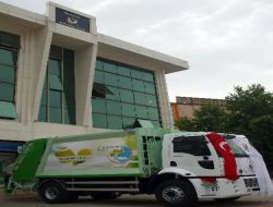 Çevre Ve Orman Bakanlığı, Bucak'a Çöp Kamyonu Hediye Etti
