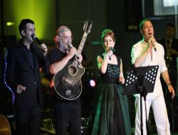 Bursa Festivali'nde Türküler Hep Bir Ağızdan Söylendi