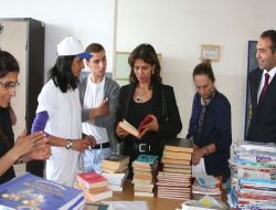 Mihrali Bey İlköğretim Okulu'na Kitap Bağışı