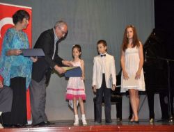 Küçük Piyanistlerden Müzik Resitali