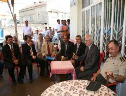Vali Barut, Kasaba Ve Köy Ziyaretlerine Devam Ediyor