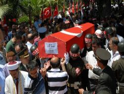 Şırnak'ta Şehit Olan Rauf Adam Antalya'da Toprağa Verildi