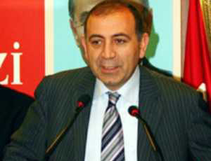 "Elini vicdanına koy!"