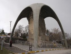 8 Asırlık Kılıçarslan Köşkü İçin Arkeolojik Kazı Başladı