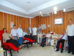 Müsiad Üyeleri Kızılay'a Kan Verdi