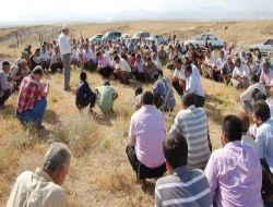 Samsat'ta İki Çocuk Serinlemek İçin Girdikleri Su Kanalında Boğuldu