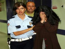 Kedilerine Kötü Davrandığı İçin Kardeşlerini Öldüren Kadına Müebbet Hapis