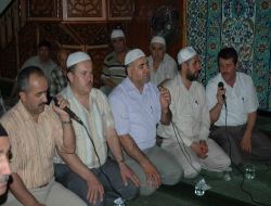 Hatay'da Regaib Kandili'nde Şehitler İçin Dualar Edildi!