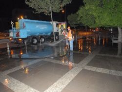Ankara'da Trafiği Aksatan Yol Ve Köprü Temizliği Artık Geceleri Yapılacak