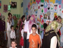 Anasınıfı Öğrencilerinin Resim Sergisi Ve Yılsonu Gösterisi Beğeni Topladı