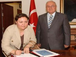 Eğitime 250 Bin Lira Bağışlayan İşadamının Eşinin İsmi Okula Verildi