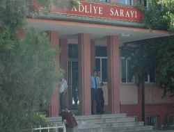 Avukatın Bıraktığı Şüpheli Çanta Paniğe Neden Oldu!
