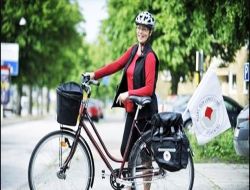 'süper Babanne' Bisikletiyle İsveç Turuna Çıkıyor