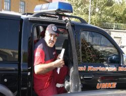 112 Doktoru Elma Ağacını İlaçlarken Zehirlenerek Hayatını Kaybetti